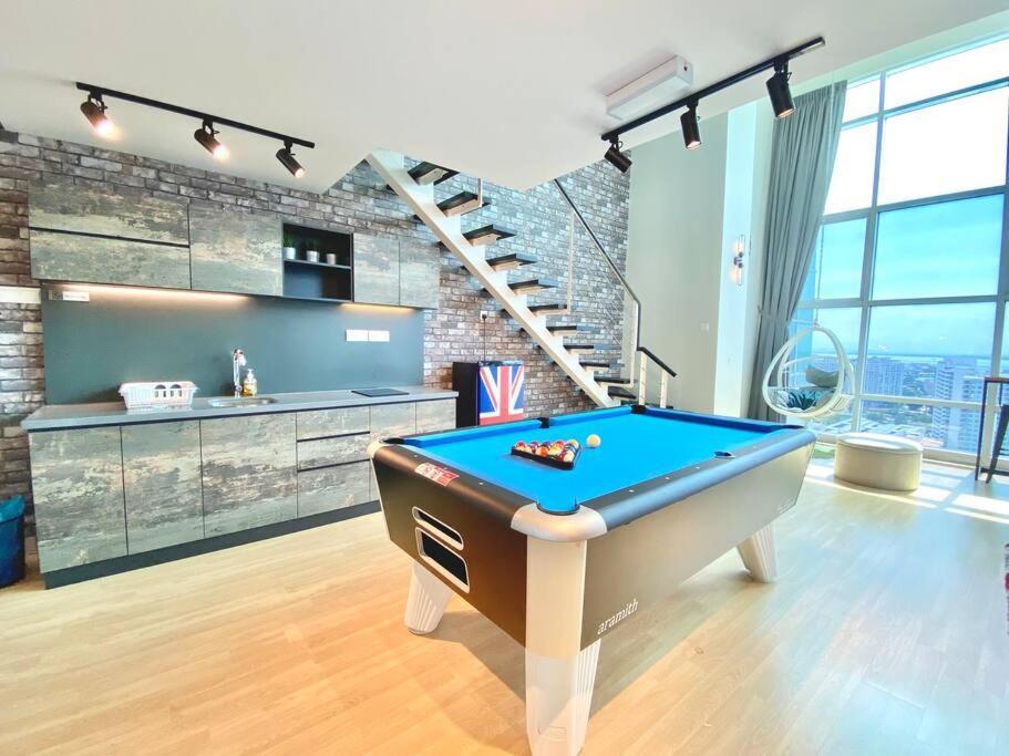 Apartment Maritime #pool Table #full Seaview #georgetown #6pax #2br 2bath #1king 2single 2floor Mattress #quality Well Maintained #private Host Jelutong