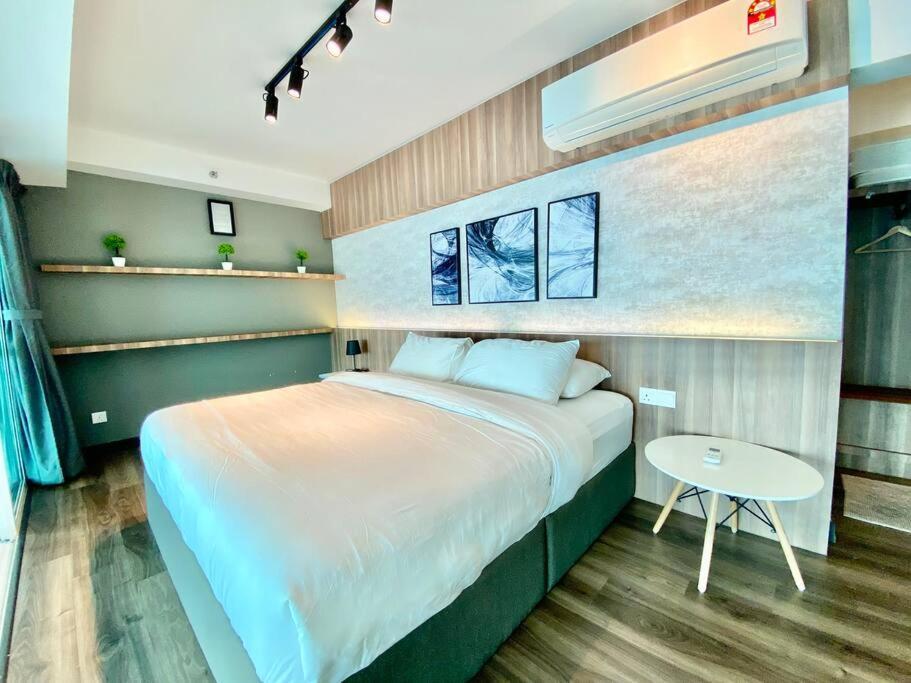 Maritime #pool Table #full Seaview #georgetown #6pax #2br 2bath #1king 2single 2floor Mattress #quality Well Maintained #private Host Apartment *
