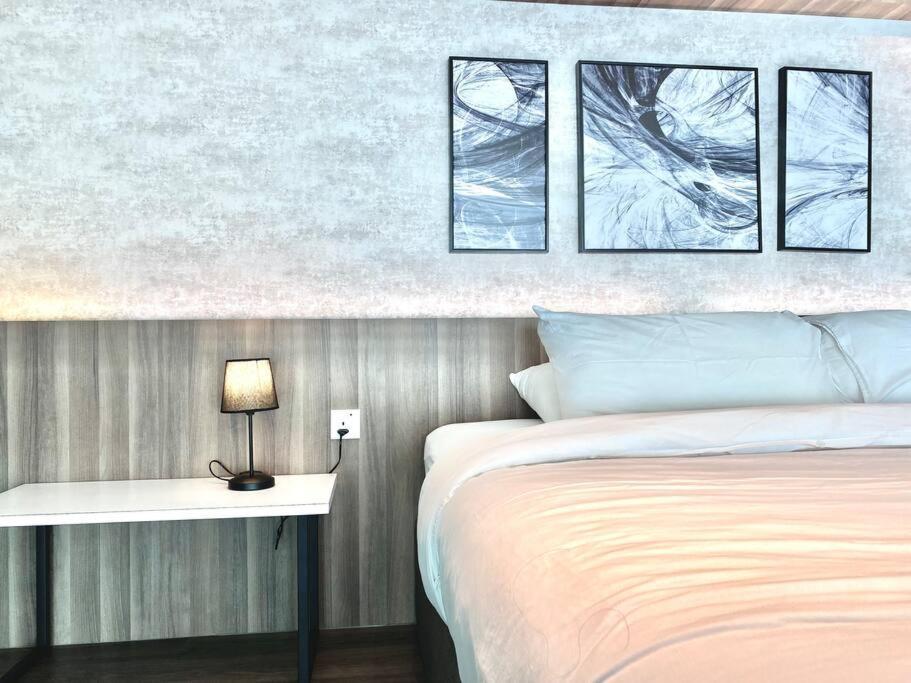 Apartment Maritime #pool Table #full Seaview #georgetown #6pax #2br 2bath #1king 2single 2floor Mattress #quality Well Maintained #private Host Jelutong